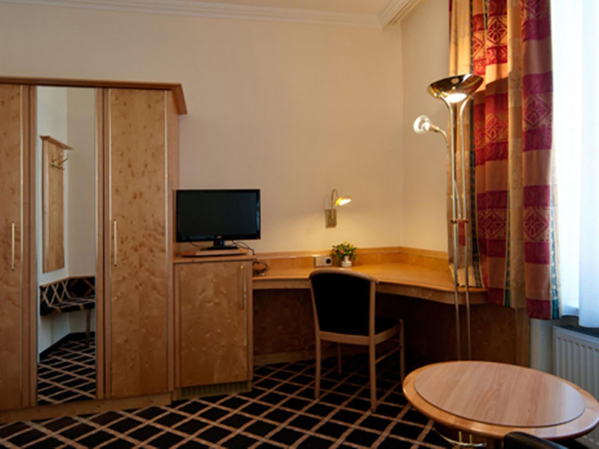 St Paul Hotel Мюнхен Екстериор снимка